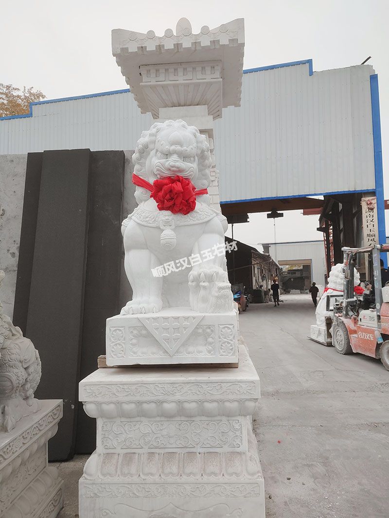 3米高汉白玉狮子雕塑